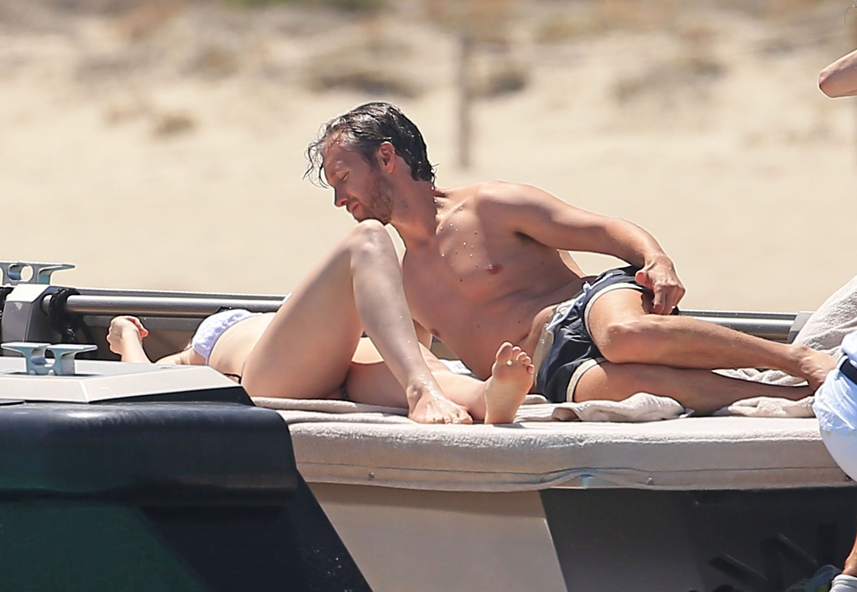 Anne Hathaway Shows Off Her Bikini Body In Ibiza
