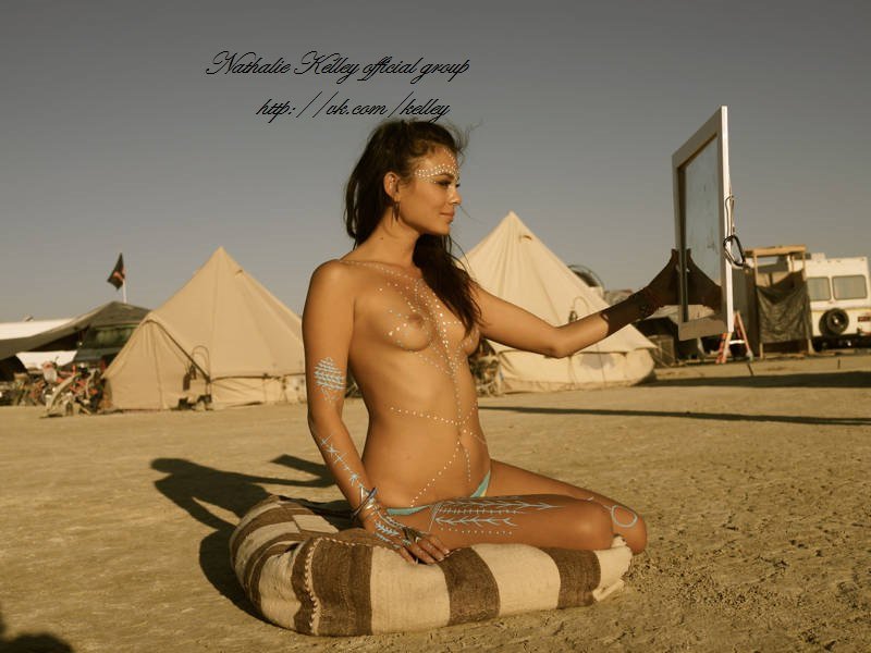 Nathalie-Kelley-Naked-09